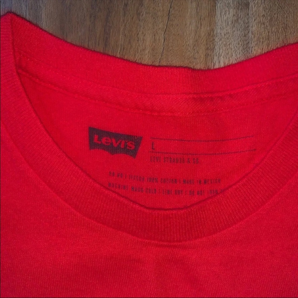 Levis - Picture 2 of 2